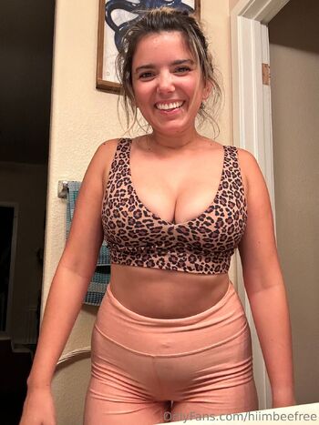 Be / hiimbeefree / hiimbee2.0 nude photo #1