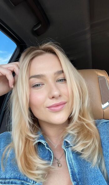 Ellie / hiitsellie nude photo #3