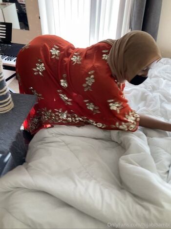 Hijabi Bamb / hijabibambi nude photo #5