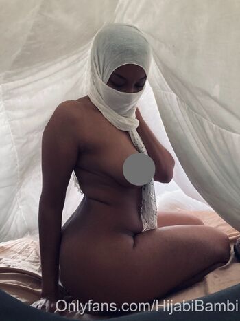 Hijabi Bamb / hijabibambi nude photo #9