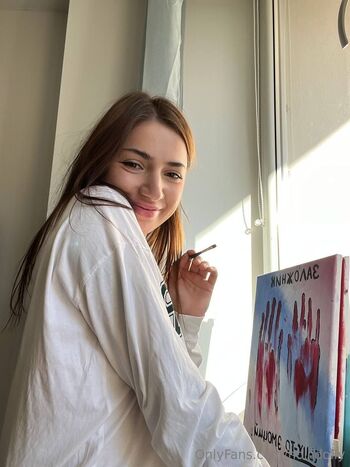 Holly Dolly / hollidolly nude photo #13