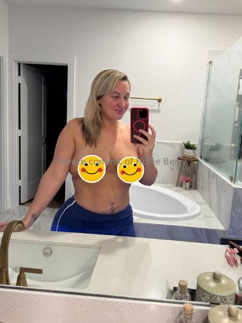 Hollie Berr / hollieberryyyyyyy nude photo #20