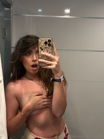 Hollie FY Gold / holliefyy nude photo #28