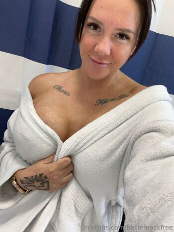 Hollie Mac / holliemackfree / holliemackx nude photo #4