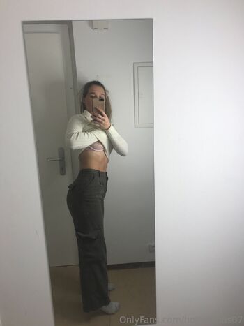 Holly Good / hollygoods07 nude photo #6