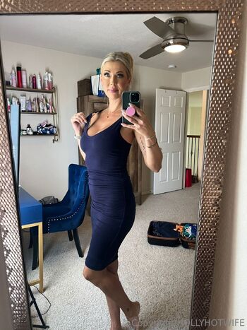 HollyHotwif / hollyhotwife nude photo #23