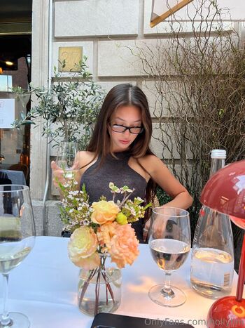 Holly Li / hollylim nude photo #11