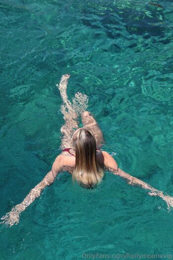 Holly Moo / hollymoonvvip nude photo #7