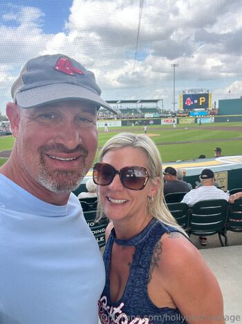 HollyQoS / hollyqosfreepage / saltygirl2023 nude photo #19