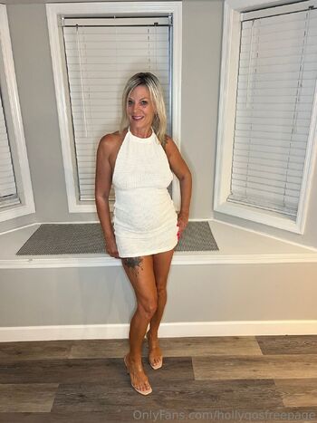 HollyQoS / hollyqosfreepage / saltygirl2023 nude photo #21