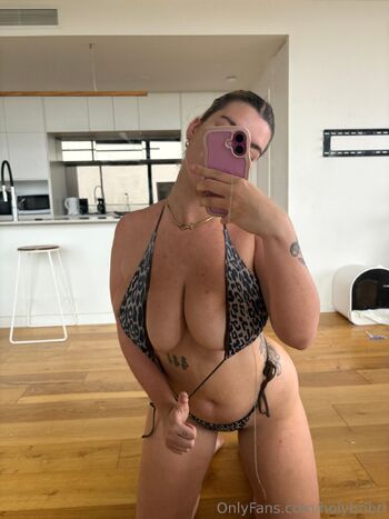 Briar / holybribri nude photo #7