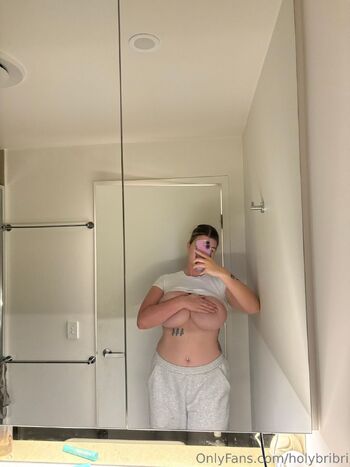 Briar / holybribri nude photo #24