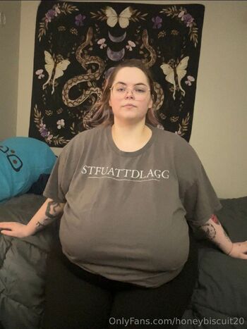 Honeybiscuit2 / honeybiscuit20 nude photo #15