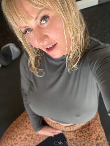 Honey Hesto / honeyheston nude photo #24