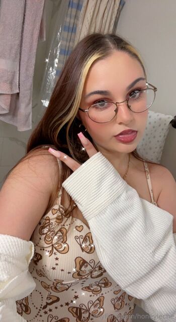 honey / honeyleche nude photo #27