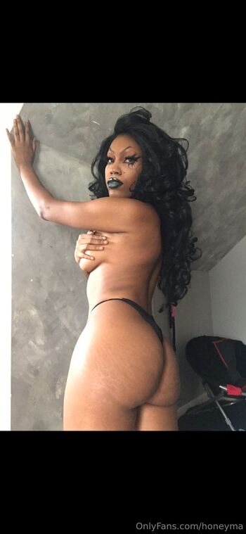 Honey M / honeyma nude photo #3