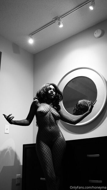 Honey M / honeyma nude photo #15