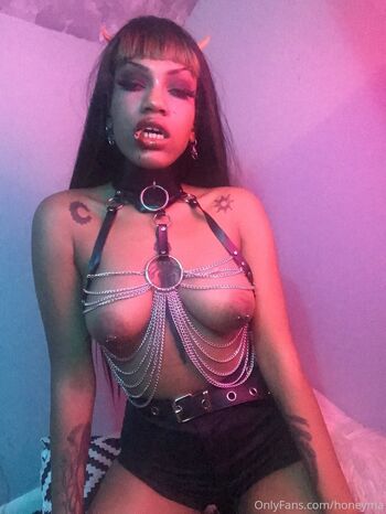 Honey M / honeyma nude photo #16