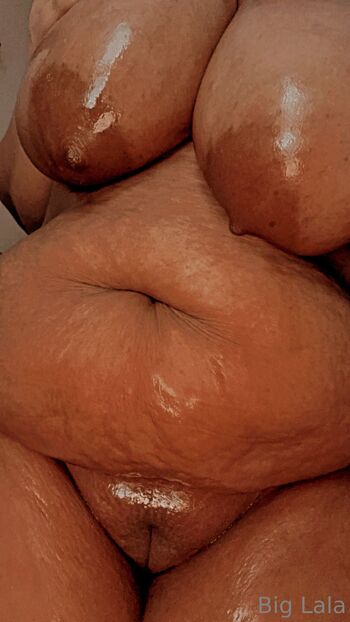 Ms.TittyCit / honeypoohla nude photo #8