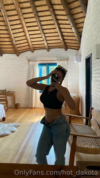 Dakota / hot_dakota nude photo #3