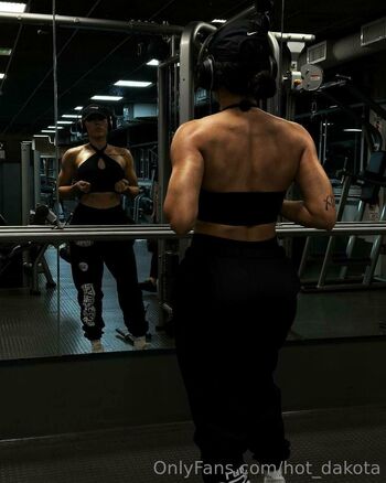 Dakota / hot_dakota nude photo #5