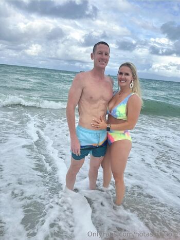 HotAssCoupl / hotasscouple nude photo #38