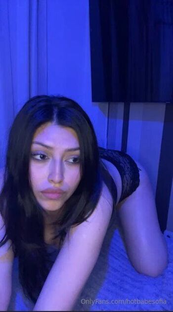 Sofia / hotbabesofia nude photo #9