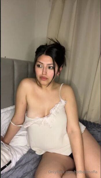 Sofia / hotbabesofia nude photo #10