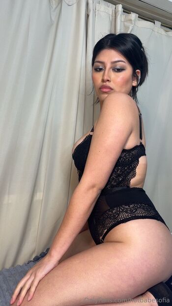 Sofia / hotbabesofia nude photo #19