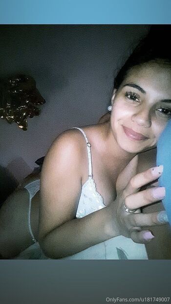 Morena / hotbrunette06 nude photo #12