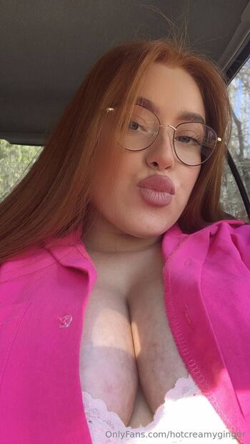 HotCreamyGinge / hotcreamyginger nude photo #9