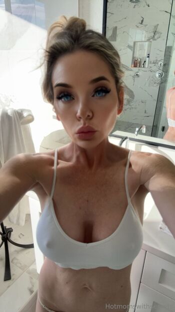 Hotmomofthree / hotmomswithsecrets nude photo #4