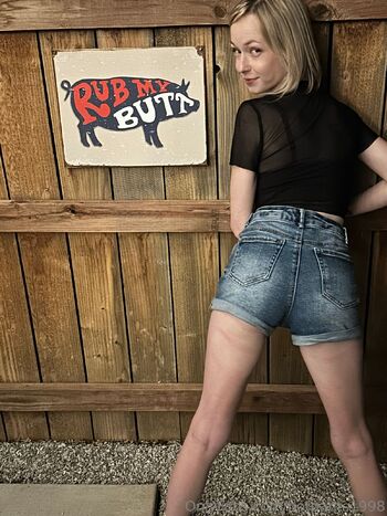 Princess Paig / hotpants1998 nude photo #3