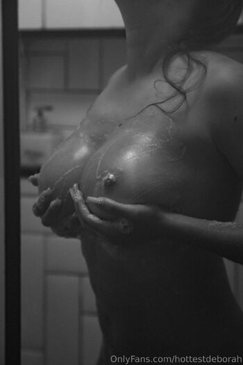 Debora / hottestdeborah nude photo #9