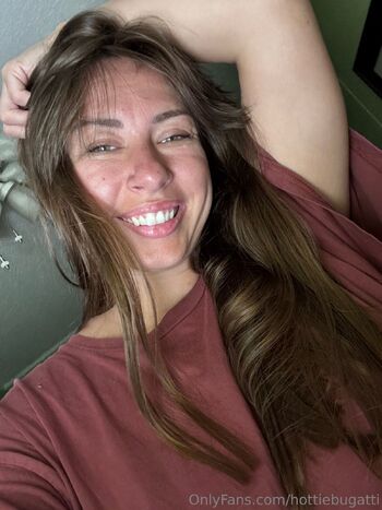 Hottiebugatti / hottiebugatti nude photo #14