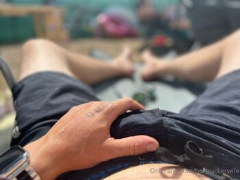 Trucker wif / hottruckerwife nude photo #33