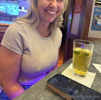 Hotwife_Autum / hotwife_autumn nude photo #8