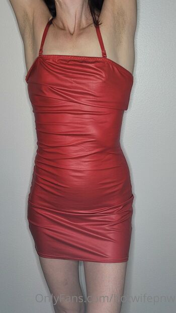 Hotwife / hotwifepnw nude photo #22