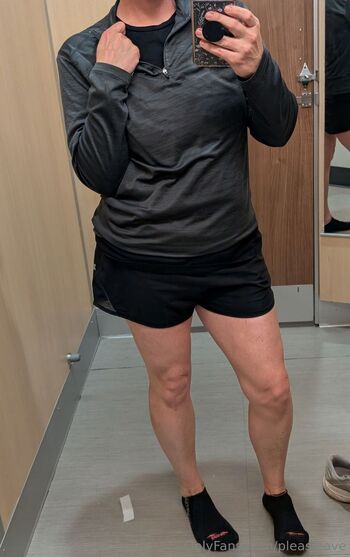 Hotwifesidne / hotwifesidney nude photo #13