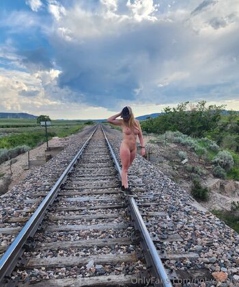 HotwifeW / hotwifewy nude photo #4