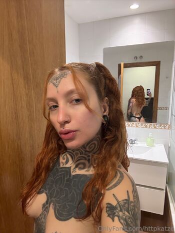 Katz / httpkatze nude photo #29