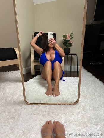 Lexie Jade HUGE Natural Boobs / hugeboobiecutie nude photo #39