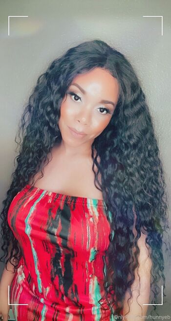 Hunnye / hunnyeb nude photo #13