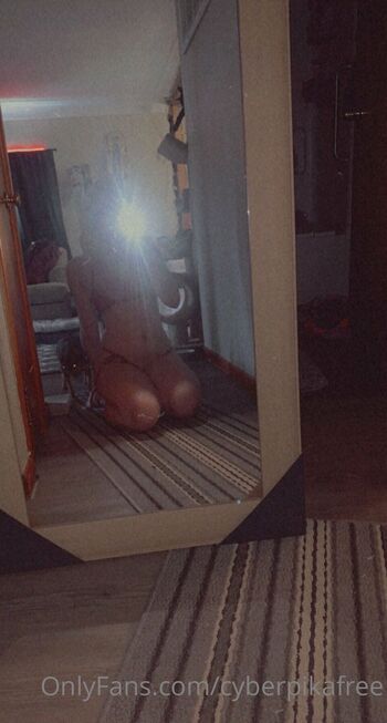 Bab / hyperbabecyber / sulfurbarks / sulfurbites nude photo #39