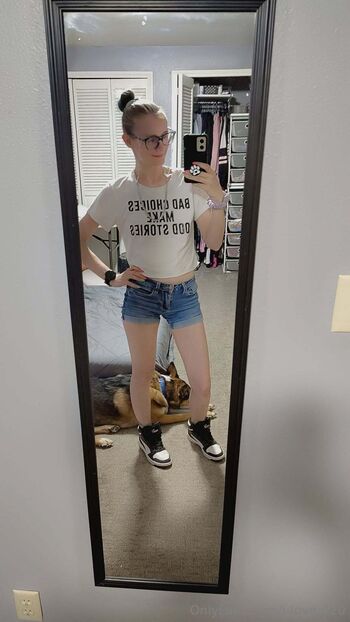 Its me / i-love-420 nude photo #36