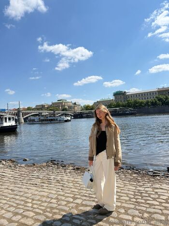 Alice / i_alice nude photo #7