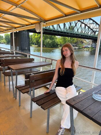 Alice / i_alice nude photo #12