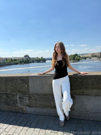 Alice / i_alice nude photo #13