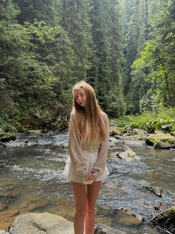 Alice / i_alice nude photo #32