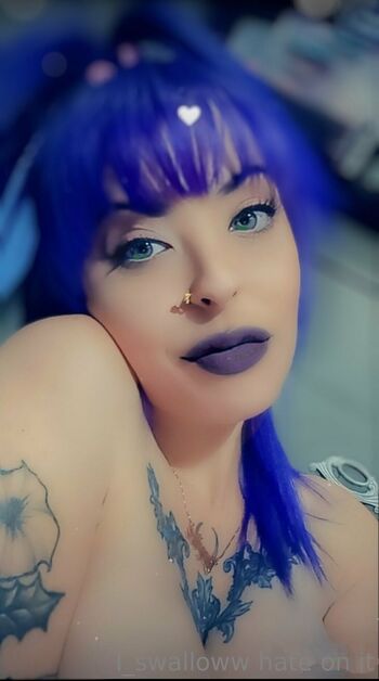 I_swallow / i_swalloww nude photo #10